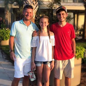 Meet your Posher, Thomas